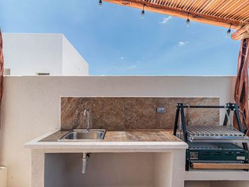 CASA EN VENTA CON PALAPA CON ASADOR Y ALBERCA AL SUR DE CUERNAVACA