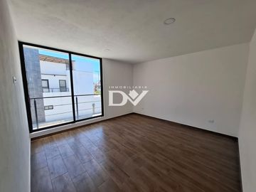 CASA EN VENTA DE 4 HABITACIONES SALA DE TV EN CUAUTLANCINGO