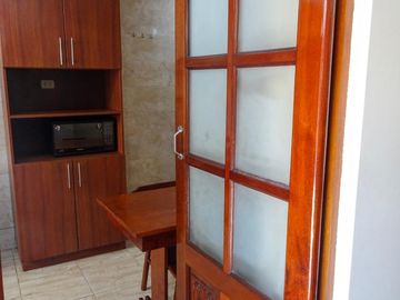 SE VENDE LINDA CASA CON PISCINA EN LA MOLINA