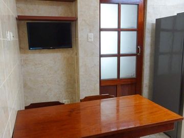 SE VENDE LINDA CASA CON PISCINA EN LA MOLINA