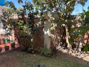Venta De Casa En Yanahuara A 2 Cuadras De La Av. Ejercito Con Av. Cayma