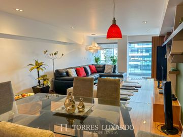 ALQUILER DE ELEGANTE Y MODERNO DEPARTAMENTO AMOBLADO DE 3 HABITACIONES Y 2 COCHERAS EN SAN ISIDRO