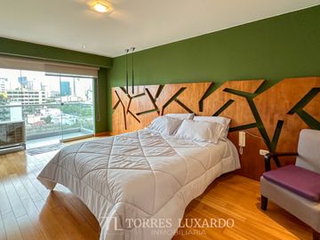 ALQUILER DE ELEGANTE Y MODERNO DEPARTAMENTO AMOBLADO DE 3 HABITACIONES Y 2 COCHERAS EN SAN ISIDRO