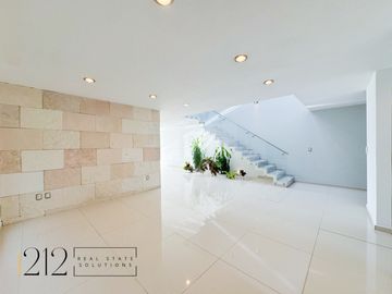 Casa Cumbres del Lago en Venta