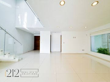 Casa Cumbres del Lago en Venta