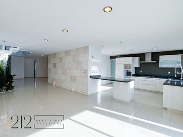 Casa Cumbres del Lago en Venta