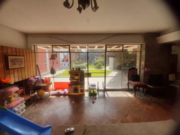 VENTA DE CASA EN EL CENTRO DE CHOSICA