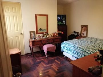 Vendo departamento muy bien ubicado en Chorrillos