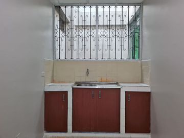 Venta de Departamento esquinero tercer piso alto, Avenida del Ejército y Colón, Centro de Guayaquil