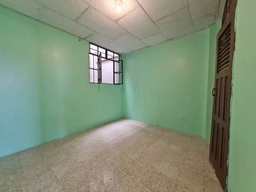 Venta de Departamento esquinero tercer piso alto, Avenida del Ejército y Colón, Centro de Guayaquil