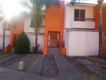 Casa en venta Los Naranjos Querétaro