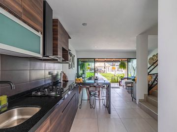 Casa en Venta con 3 recamaras alberca en Fraccionamiento en Xochitepec Morelos