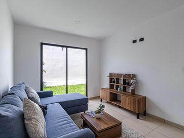 Casa en Venta con 3 recamaras alberca en Fraccionamiento en Xochitepec Morelos