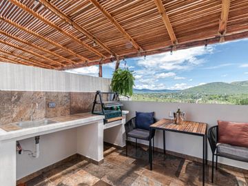 Casa en Venta con 3 recamaras alberca en Fraccionamiento en Xochitepec Morelos