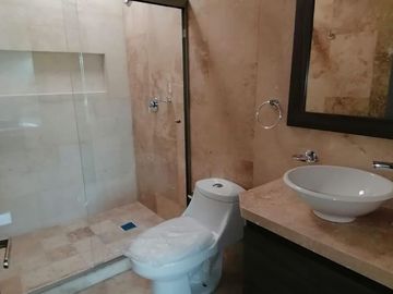 Casa sola con alberca a 15 minutos de Cuernavaca en Xochitepec Morelos