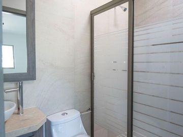 Casa con 4 Recamaras Alberca 15 minutos de Cuernavaca en Xochitepec Morelos