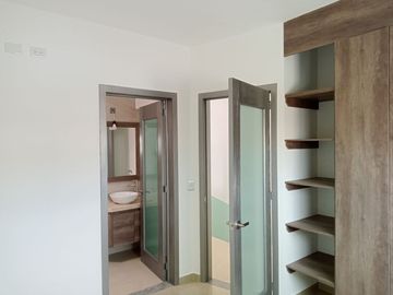 Casa con 4 Recamaras Alberca 15 minutos de Cuernavaca en Xochitepec Morelos