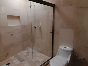 Casa sola con alberca al sur de Cuernavaca en Xochitepec Morelos