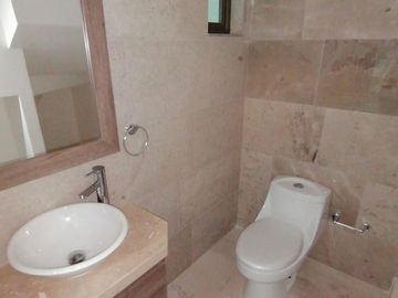 Casa sola con alberca al sur de Cuernavaca en Xochitepec Morelos