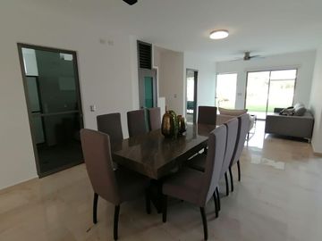 Casa sola con 4 Recamaras  en condominio a 15 minutos de Cuernavaca en Xochitepec Morelos