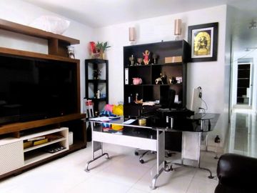 Ocasión!venta de Departamento Primer Piso, Urb. El Condor, Callao!