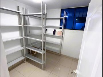 Ocasión!venta de Departamento Primer Piso, Urb. El Condor, Callao!