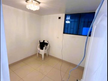 Ocasión!venta de Departamento Primer Piso, Urb. El Condor, Callao!