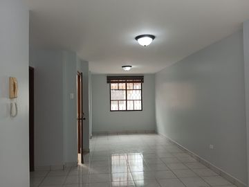 VENDO CASA DENTRO DE URBANIZACIÓN EN EL MEJOR SECTOR DE LA CIUDAD