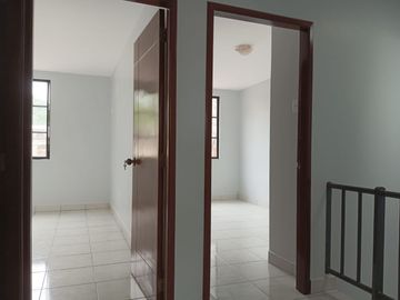 VENDO CASA DENTRO DE URBANIZACIÓN EN EL MEJOR SECTOR DE LA CIUDAD
