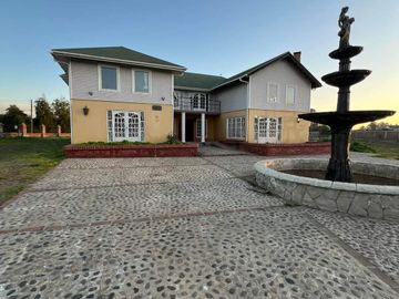 @Casa en Parcela Santo Domingo, Zona Extención Urbana, Apta para actividad comercial o familiar