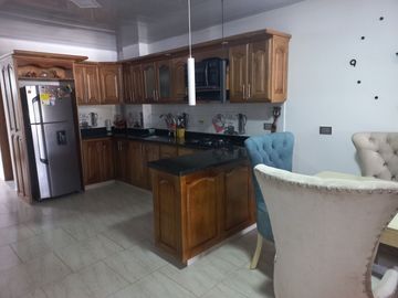 VENDO PROPIEDAD DE CASAS EN 3 NIVELES EN LA VEREDA POPALITO EN BARBOSA ANTIOQUIA.