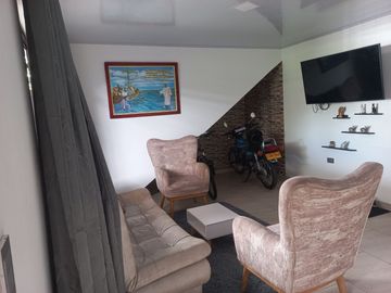 VENDO PROPIEDAD DE CASAS EN 3 NIVELES EN LA VEREDA POPALITO EN BARBOSA ANTIOQUIA.