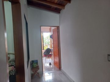 VENDO PROPIEDAD DE CASAS EN 3 NIVELES EN LA VEREDA POPALITO EN BARBOSA ANTIOQUIA.