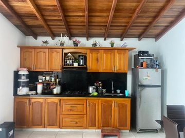 VENDO PROPIEDAD DE CASAS EN 3 NIVELES EN LA VEREDA POPALITO EN BARBOSA ANTIOQUIA.