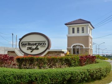 4 bedroom Savannah House and Lot Rfo Selling Fast for Sale in San Francisco Heights, Calamba City, Laguna