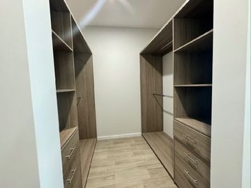 DEPARTAMENTO CON MULTIPLES AMENIDADES EN SAN RAFAEL