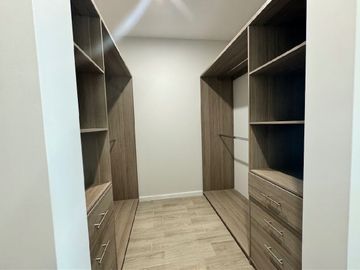 DEPARTAMENTO CON MULTIPLES AMENIDADES EN SAN RAFAEL