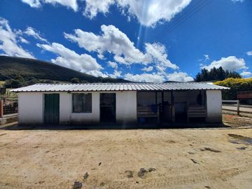 HACIENDA GANADERA DE VENTA MACHACHI