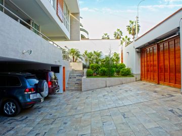 Exclusiva casa en venta en Rinconada del Lago La Molina