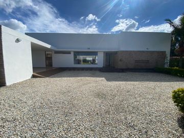 VENTA DE CASA CAMPESTRE LLANO GRANDE