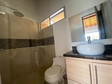 VENTA DE CASA CAMPESTRE LLANO GRANDE