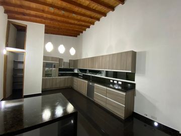 VENTA DE CASA CAMPESTRE LLANO GRANDE