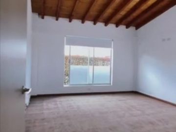VENTA DE CASA CAMPESTRE LLANO GRANDE