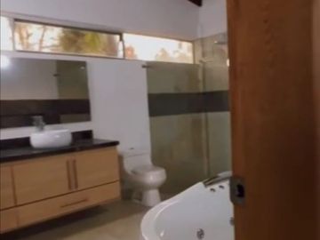 VENTA DE CASA CAMPESTRE LLANO GRANDE