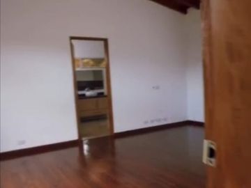 VENTA DE CASA CAMPESTRE LLANO GRANDE