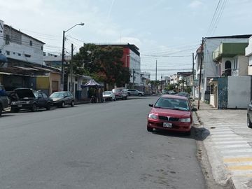 VENDO EDIFICIO RESIDENCIALY/O COMERCIAL 3 (E.R.3)