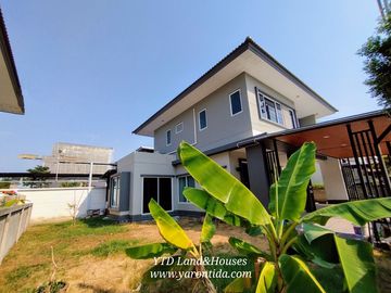 For sale 2-story detached house, Casa Ville Bangna-Theparak, Located near the main road, There is an addition to the roof on the back and sides