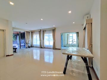 For sale 2-story detached house, Casa Ville Bangna-Theparak, Located near the main road, There is an addition to the roof on the back and sides