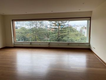 Lindo departamento remodelado frente a parque, venta o alquiler - 3 dormitorios y sala de estar