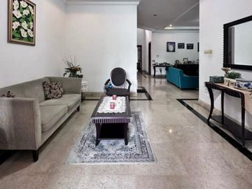 Dijual Rumah di Cempaka Putih 2 Lantai Kondisi Bagus LT 382 Hadap Selatan